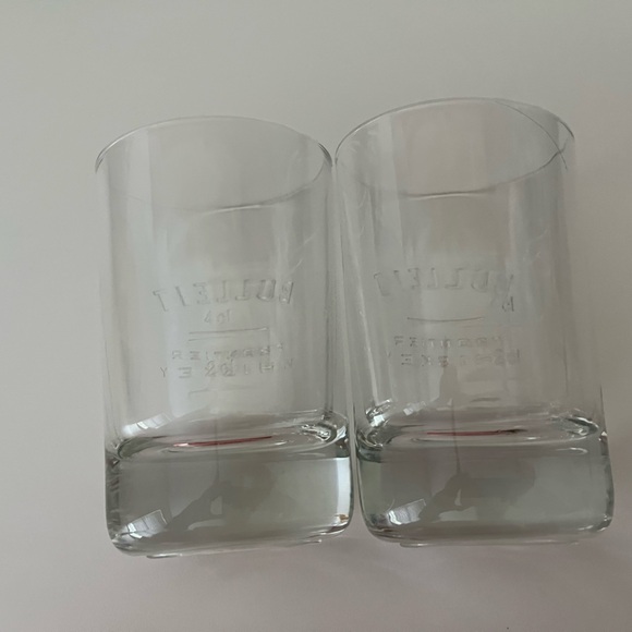 Set of 2 Bulleit Frontier Logo Embossed Whiskey Glasses - Picture 2 of 2